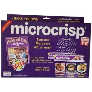 VTG Retro Microcrisp Microwave  Cooking Kit As seen on TV Bonus Set Made in USA